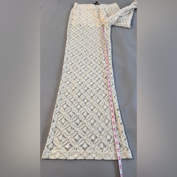 Boom Boom Jeans Ivory Lace Pants with Underlining Shorts‎  - Size Medium - Picture 4 of 12